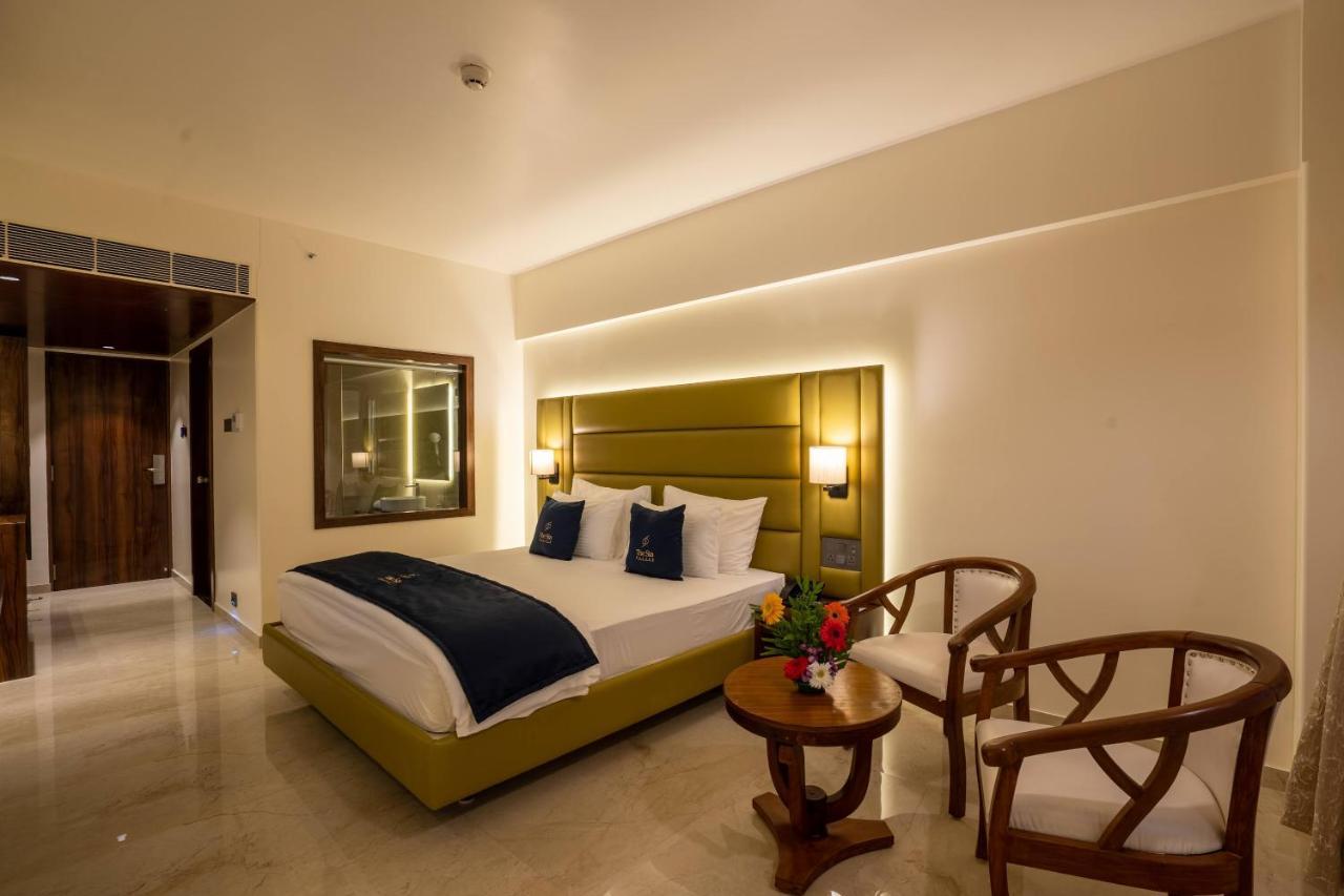 Mastiff Grand The Sia Palace Suites & Banquets, Khopoli, Near Imagica Exterior photo