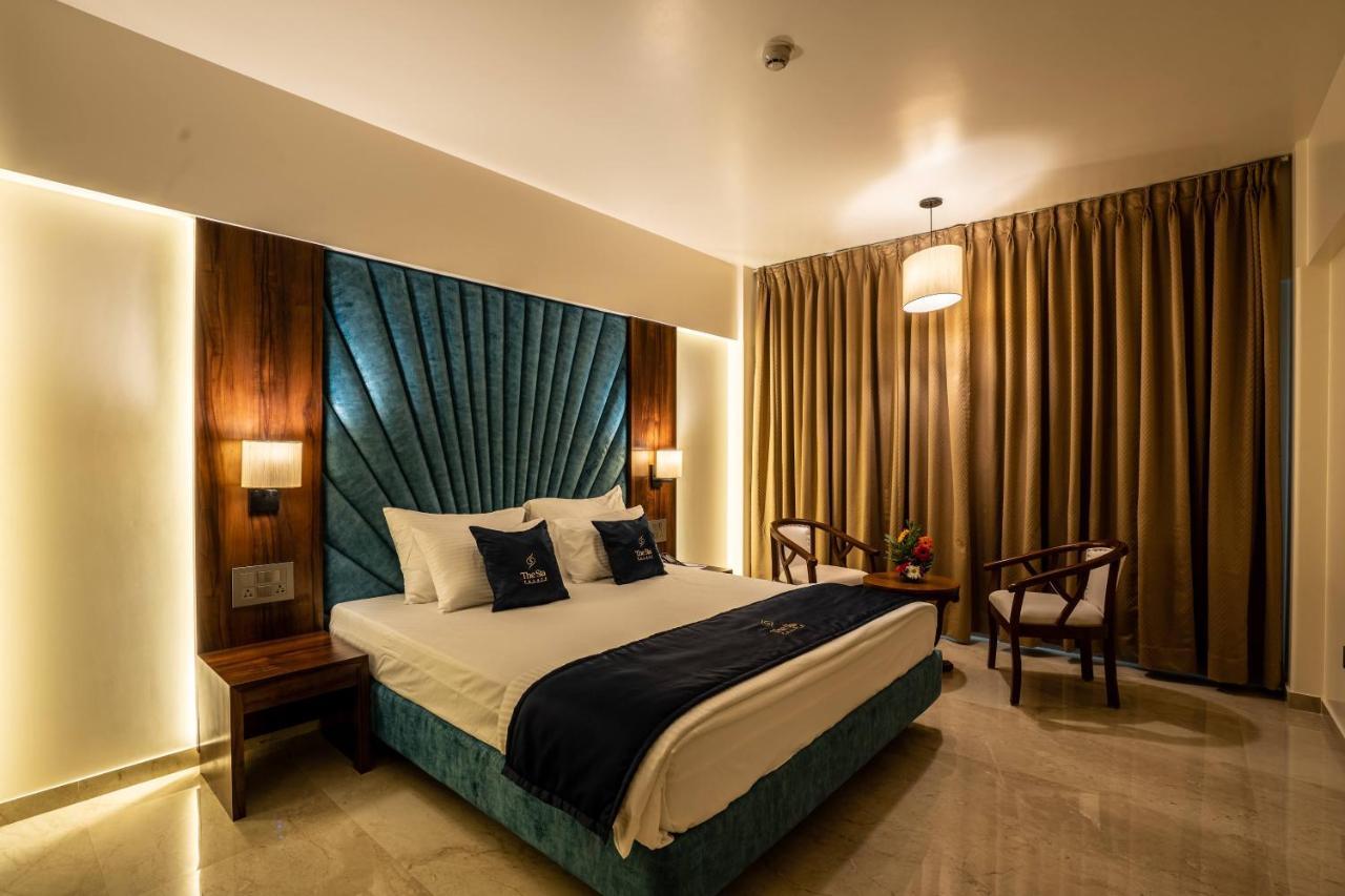 Mastiff Grand The Sia Palace Suites & Banquets, Khopoli, Near Imagica Exterior photo